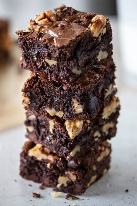 Walnut Chocolate Brownie product showcase